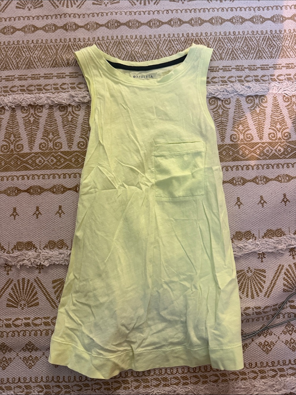 Athleta Lime Green Sleeveless Scoop Neck Tank with Pocket